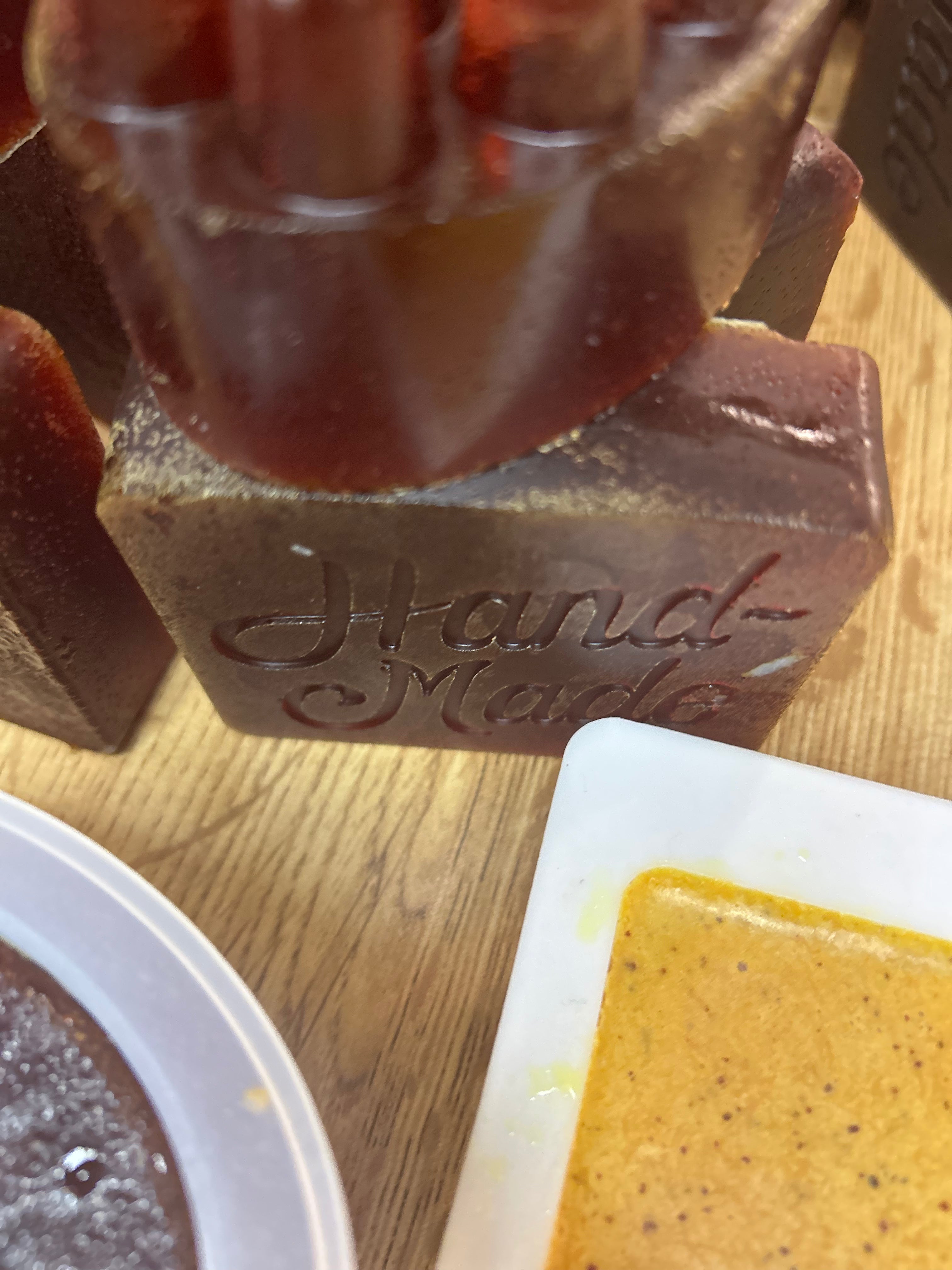 Handmade Turmeric Soap – 4oz